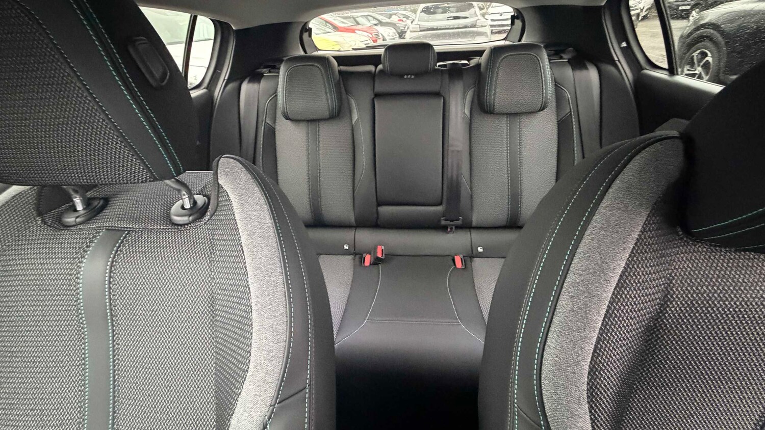 Used Peugeot 308 for sale - 77859345: Photo 11