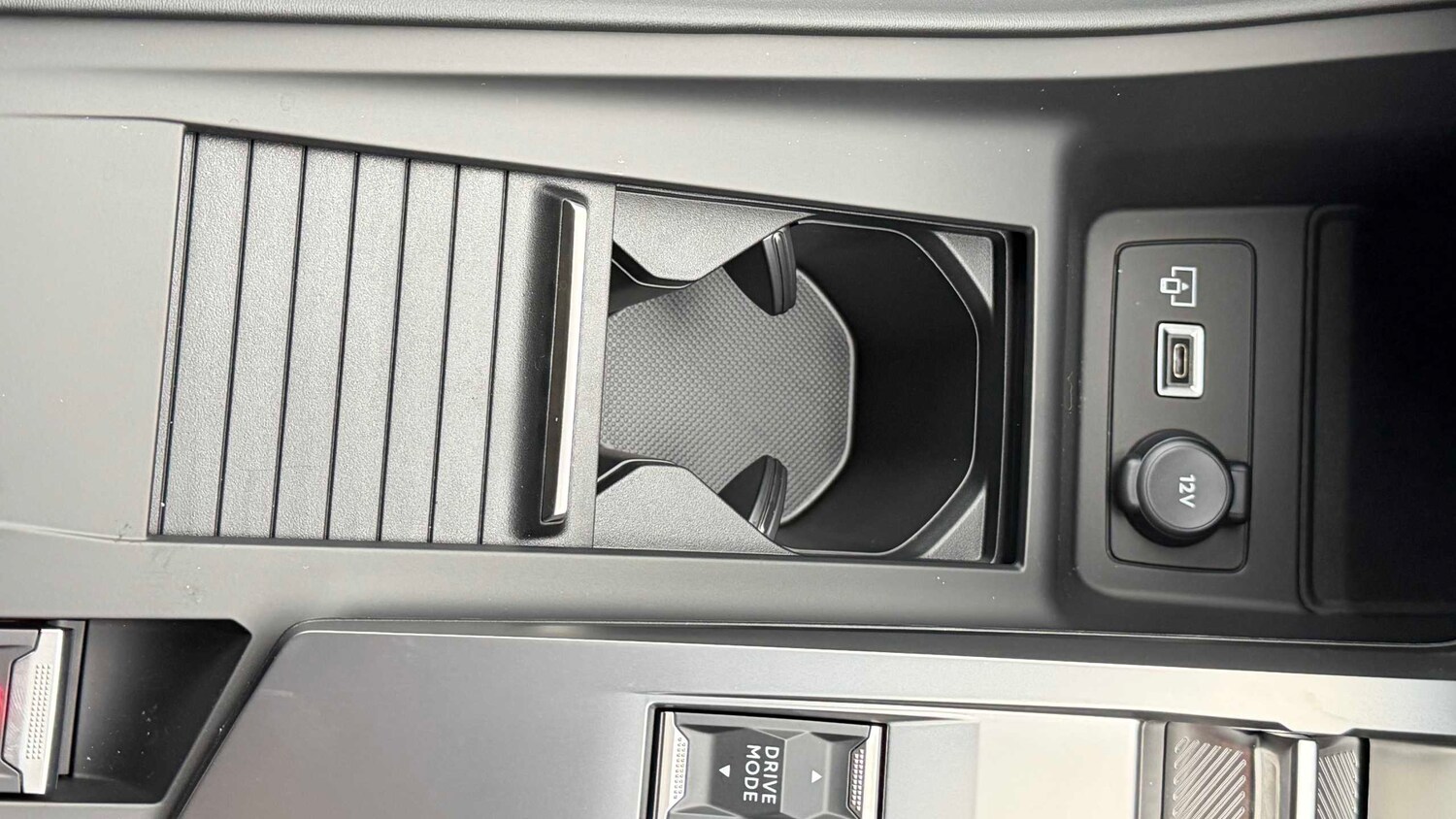 Used Peugeot 308 for sale - 77859345: Photo 25