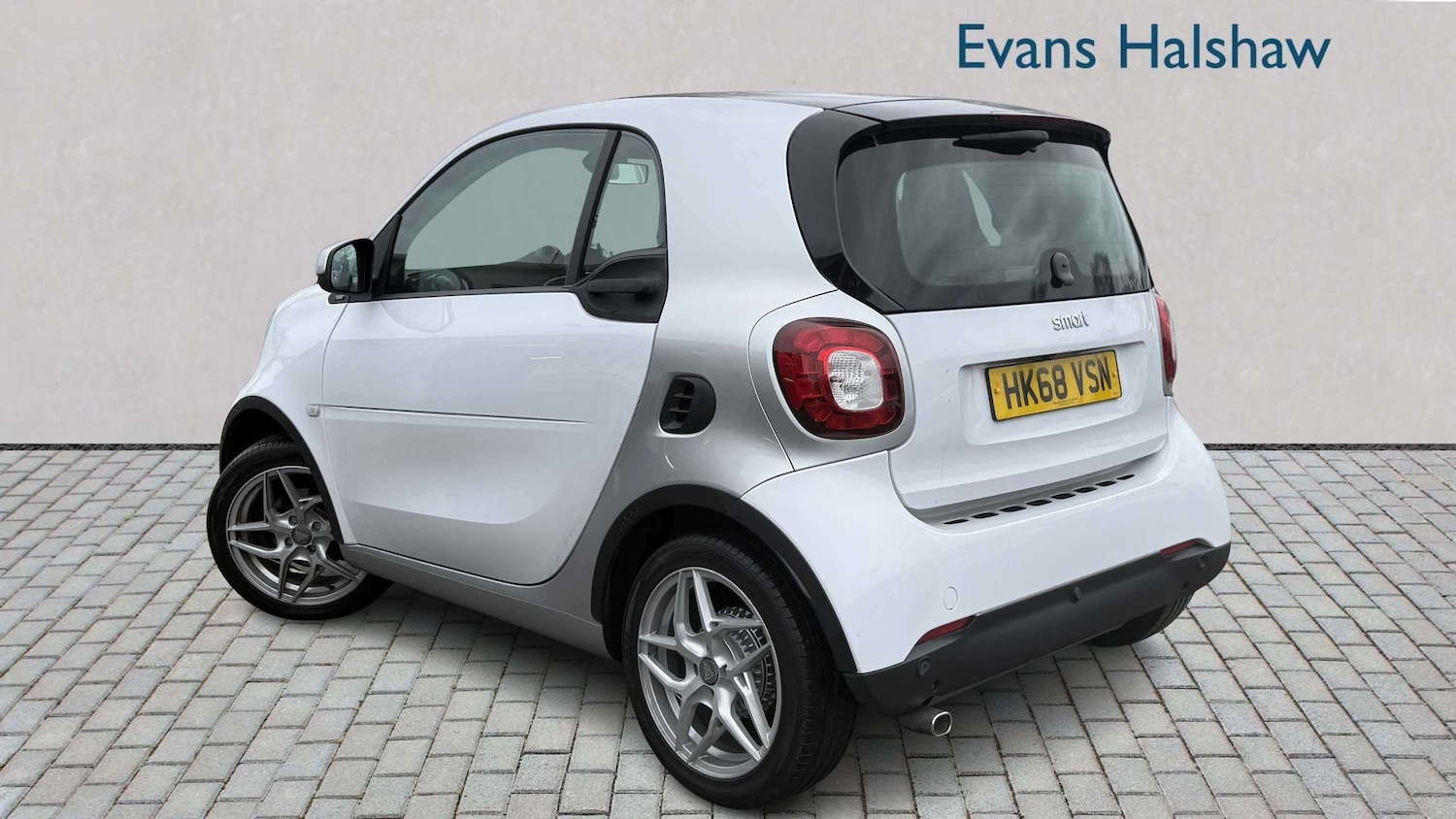 Used smart fortwo for sale - 77861892: Photo 3