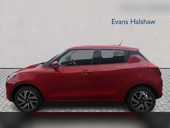 Used Suzuki Swift 2021 for sale - 78845140: Photo