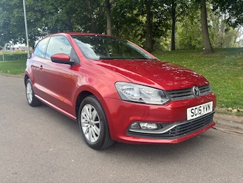 Used Volkswagen Polo 2015 for sale - 78762763: Photo