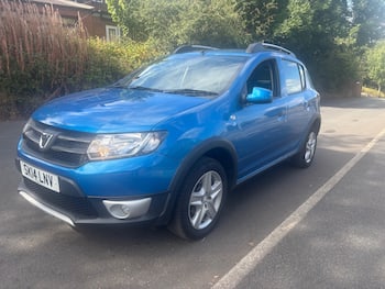 Used Dacia Sandero Stepway 2014 for sale - 79632893: Photo