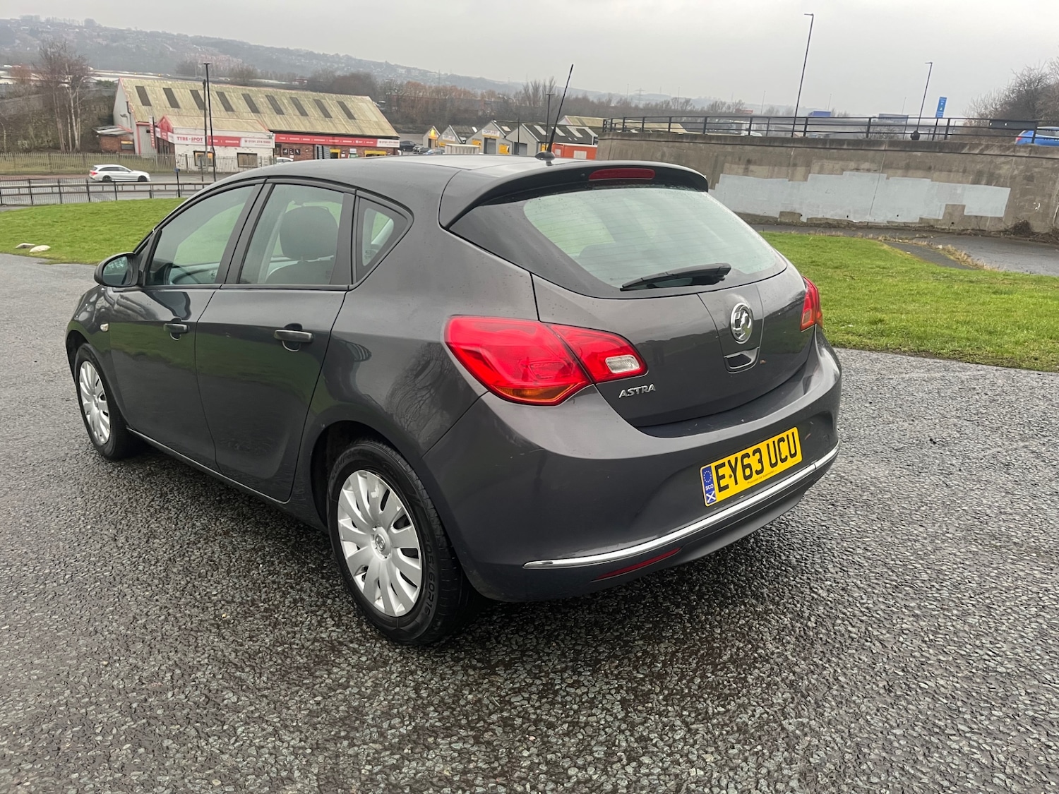 Used Vauxhall Astra 2013 for sale - 77522350: Photo 4