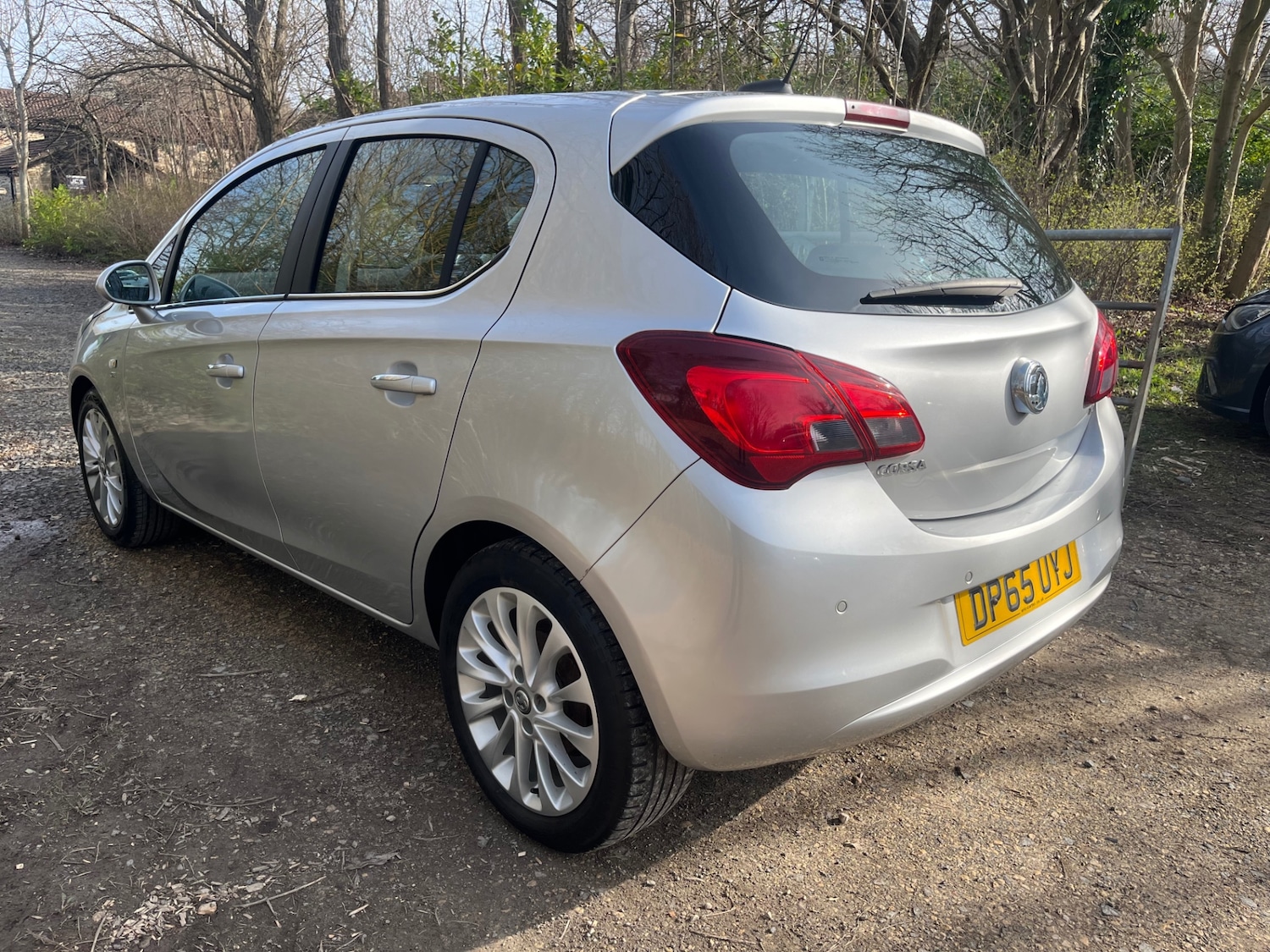 Used Vauxhall Corsa 2015 for sale - 77954430: Photo 5