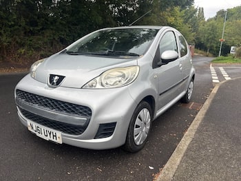 Used Peugeot 107 2011 for sale - 79840453: Photo