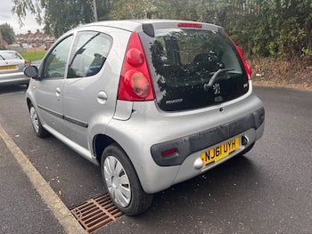 Used Peugeot 107 2011 for sale - 79840453: Photo