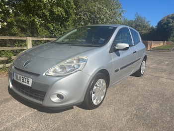 Used Renault Clio 2011 for sale - 78428004: Photo