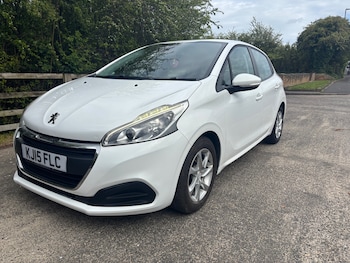 Used Peugeot 208 undefined for sale - 78403276: Photo