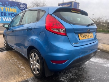 Used Ford Fiesta 2009 for sale - 77988894: Photo