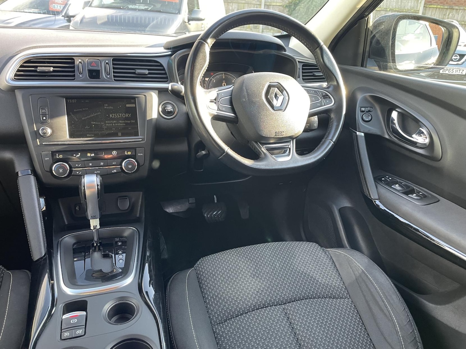 Used Renault Kadjar 2017 for sale - 77702866: Photo 2