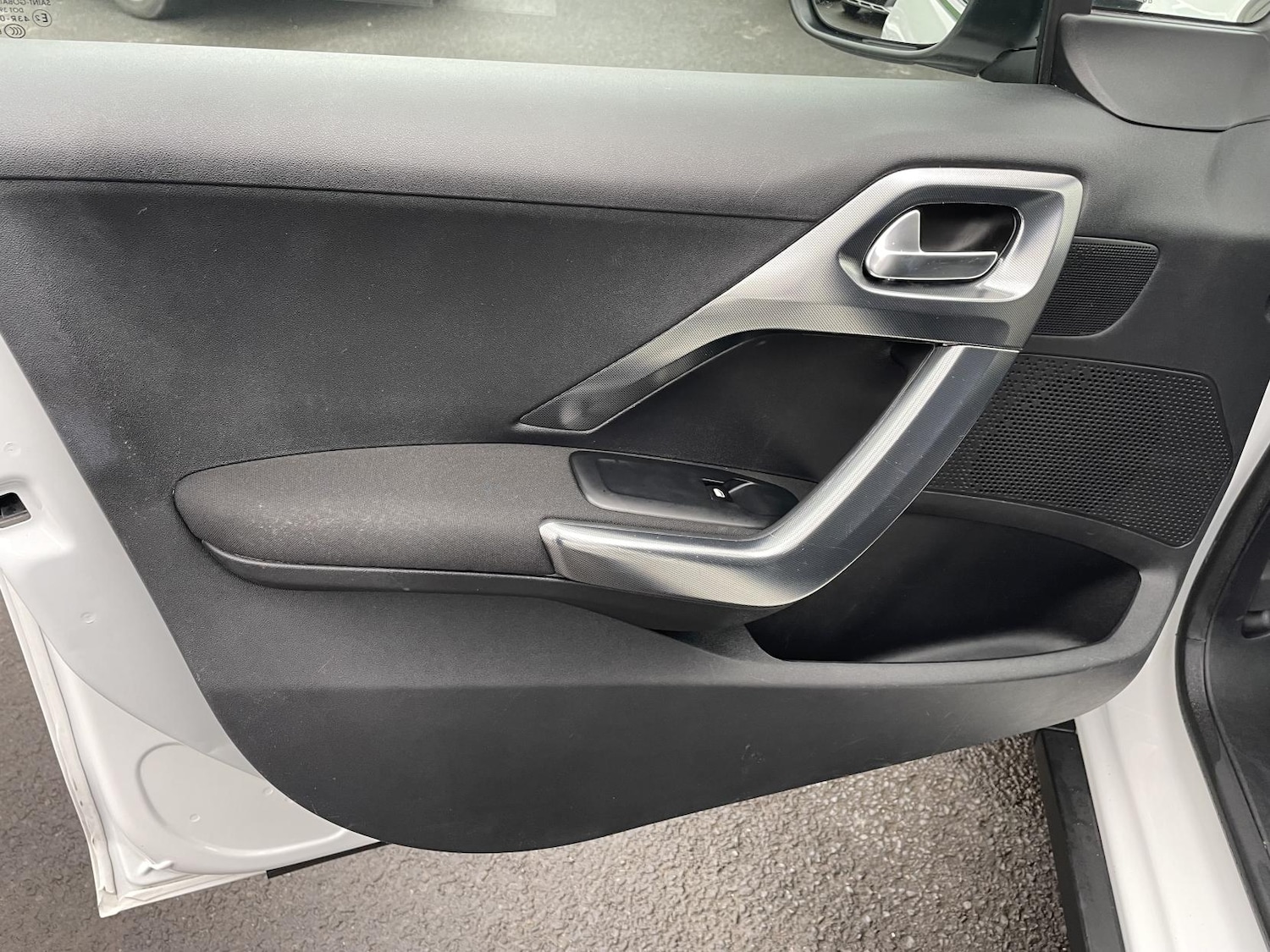 Used Peugeot 2008 2017 for sale - 77613771: Photo 30