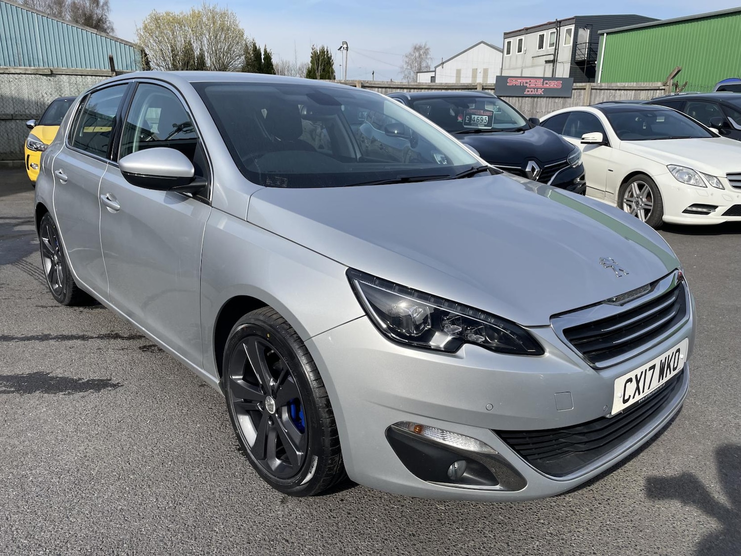 Used Peugeot 308 2017 for sale - 77959440: Photo 10