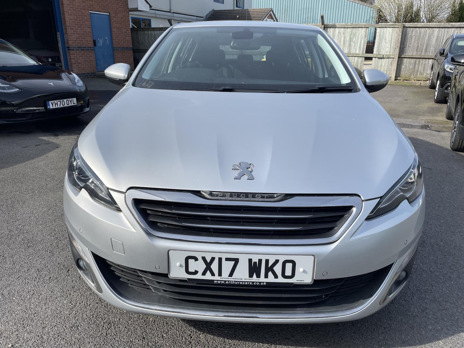 Used Peugeot 308 2017 for sale - 77959440: Photo 11