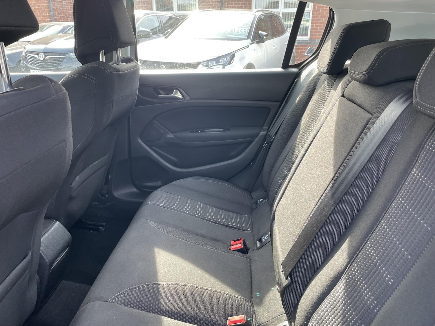 Used Peugeot 308 2017 for sale - 77959440: Photo 17