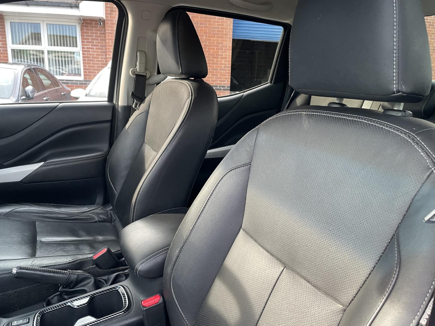 Used Nissan Navara 2017 for sale - 77556935: Photo 17