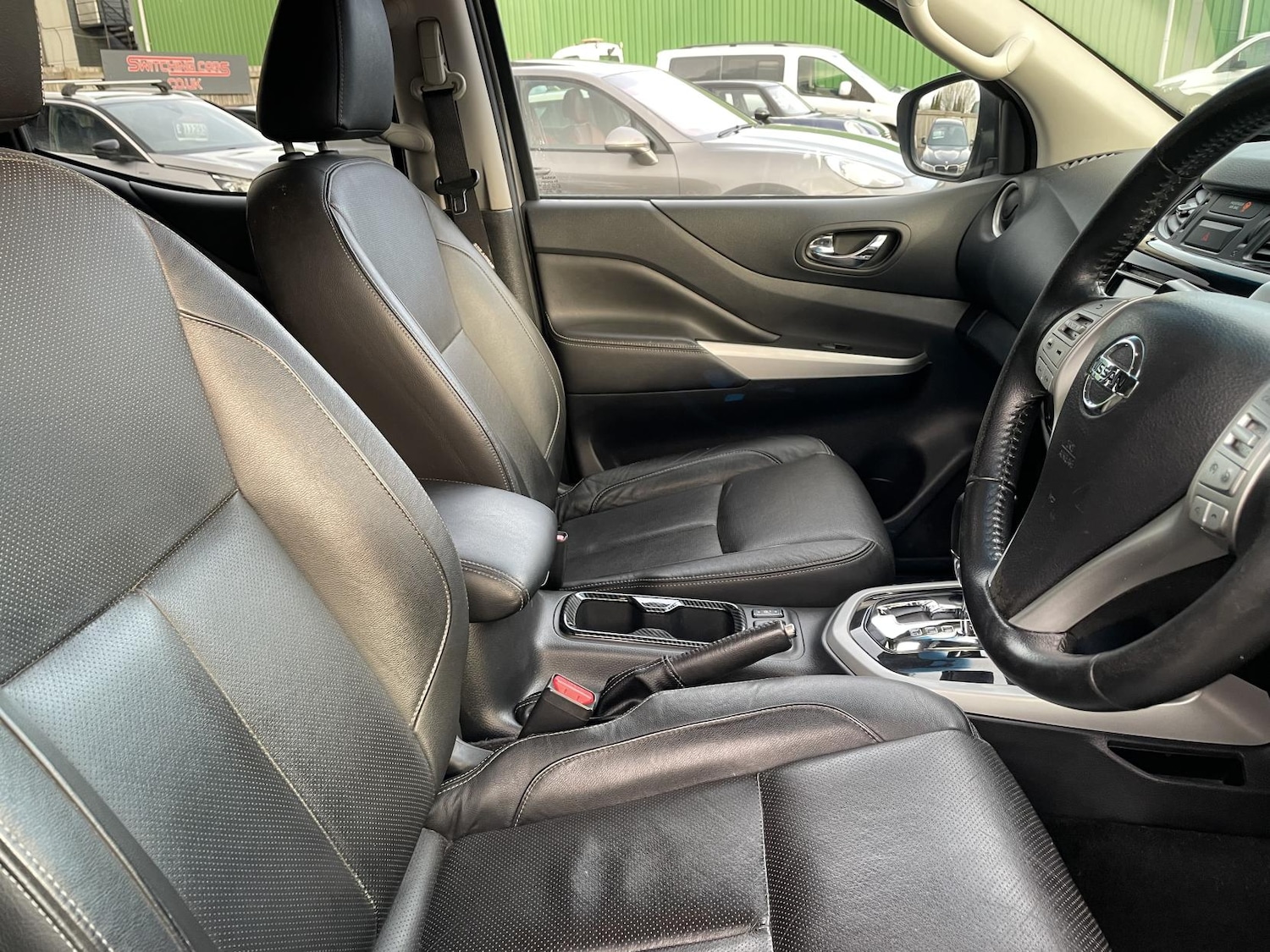 Used Nissan Navara 2017 for sale - 77556935: Photo 18