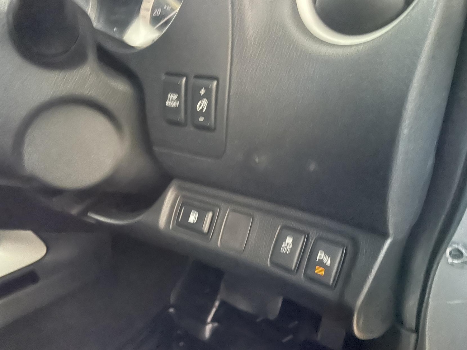 Used Nissan Navara 2017 for sale - 77556935: Photo 24