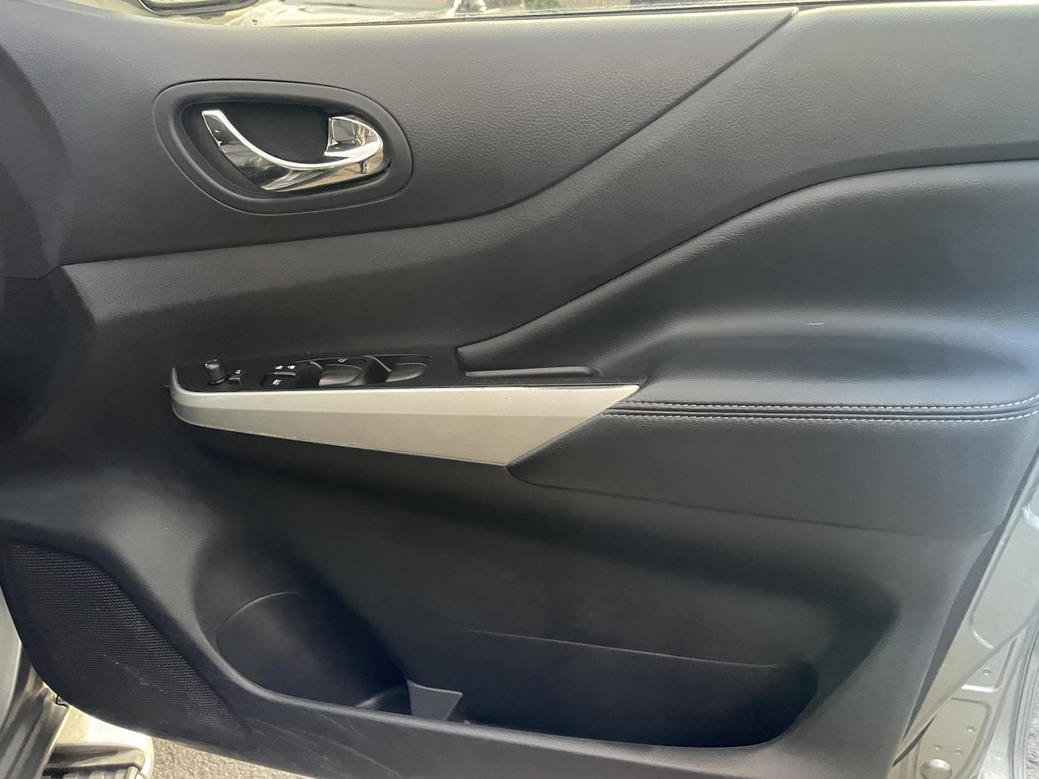 Used Nissan Navara 2017 for sale - 77556935: Photo 25