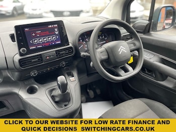 Used Citroen Berlingo 2021 for sale - 76309408: Photo