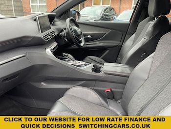 Used Peugeot 3008 2017 for sale - 76309384: Photo 2