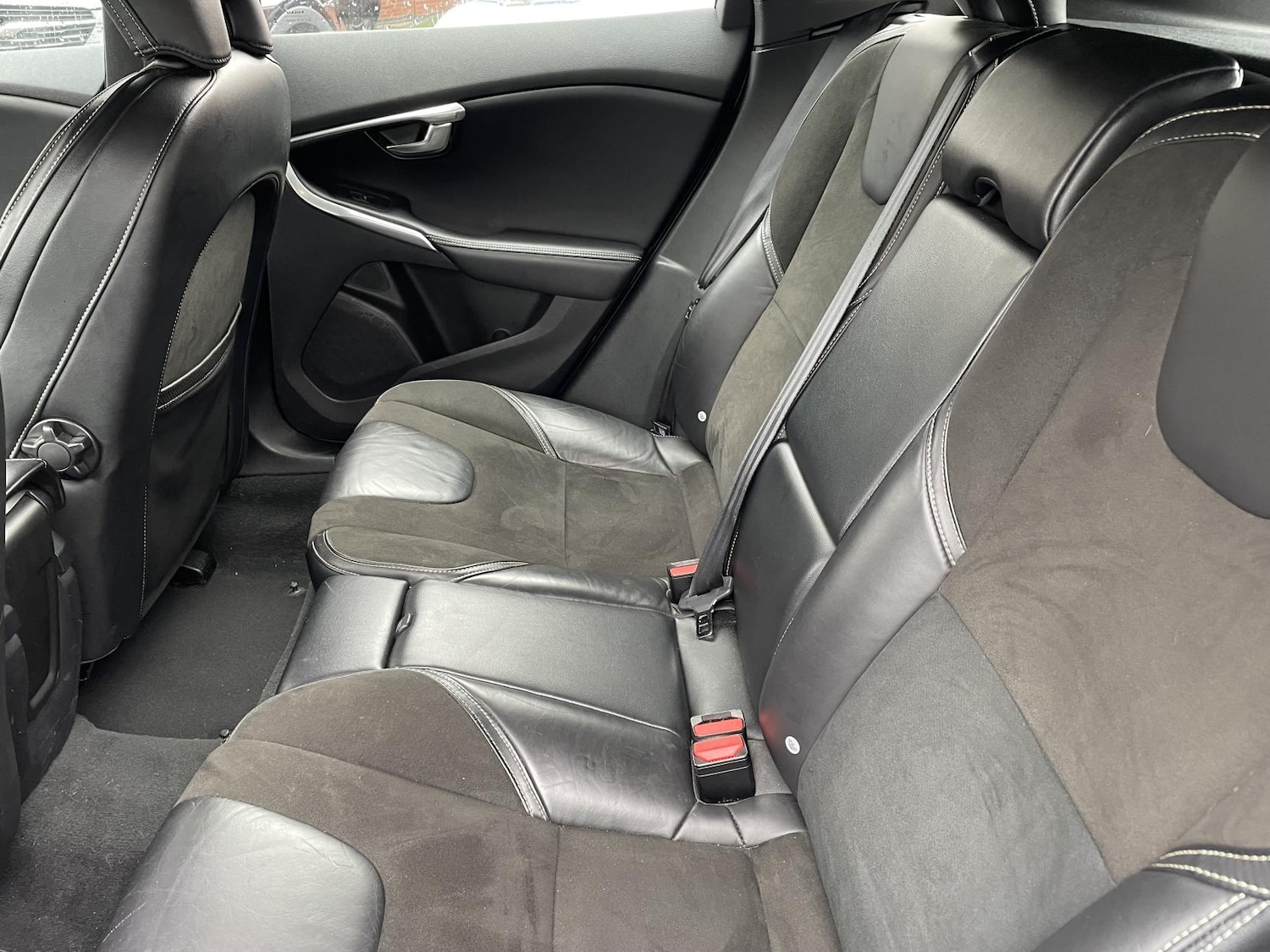 Used Volvo V40 2017 for sale - 77778717: Photo 13