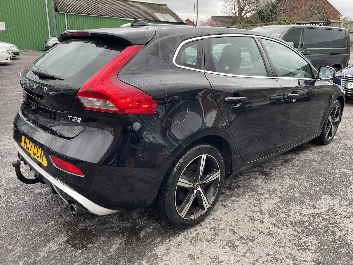 Used Volvo V40 2017 for sale - 77778717: Photo 8