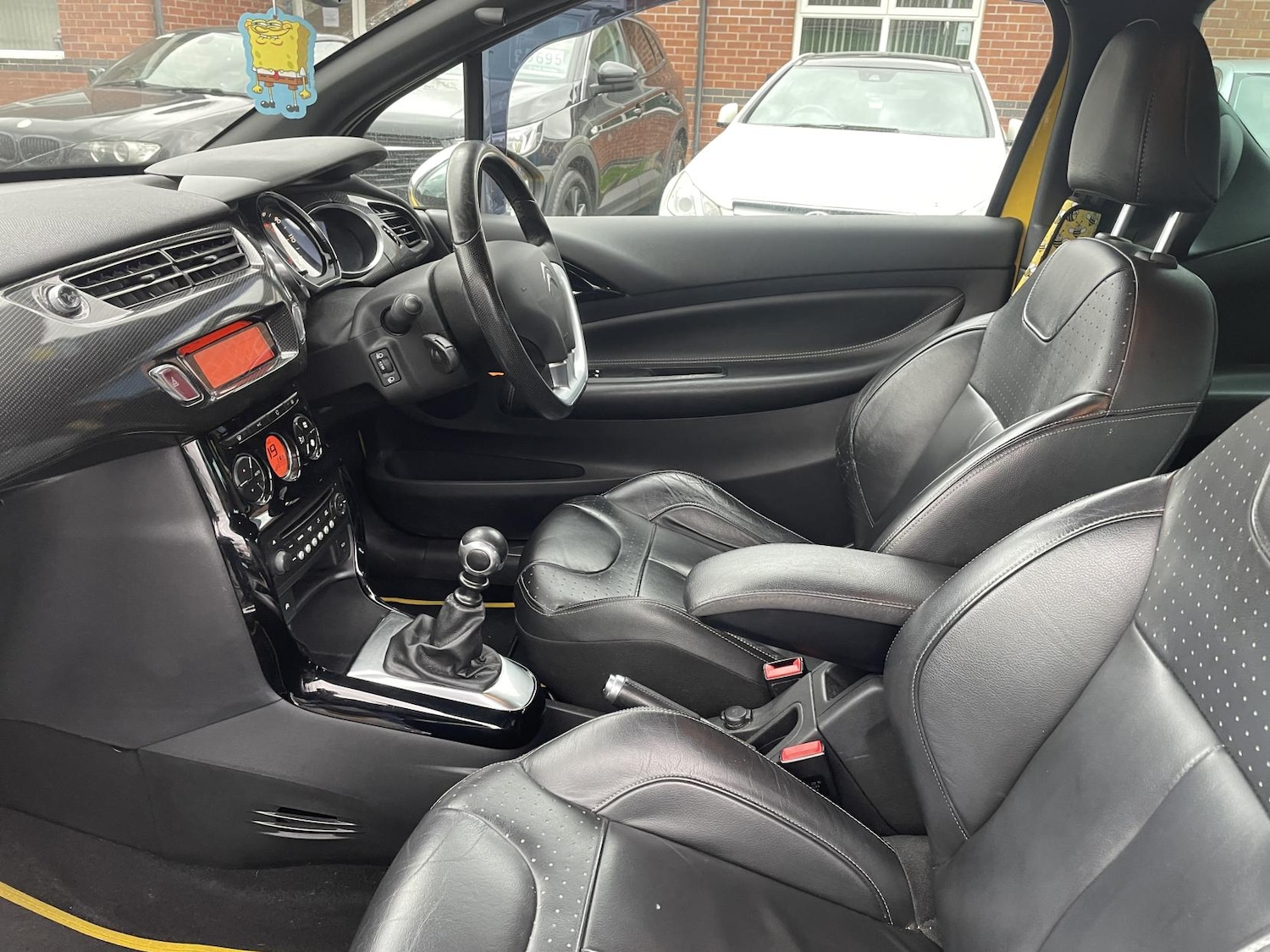 Used Citroen DS3 2015 for sale - 77855233: Photo 2