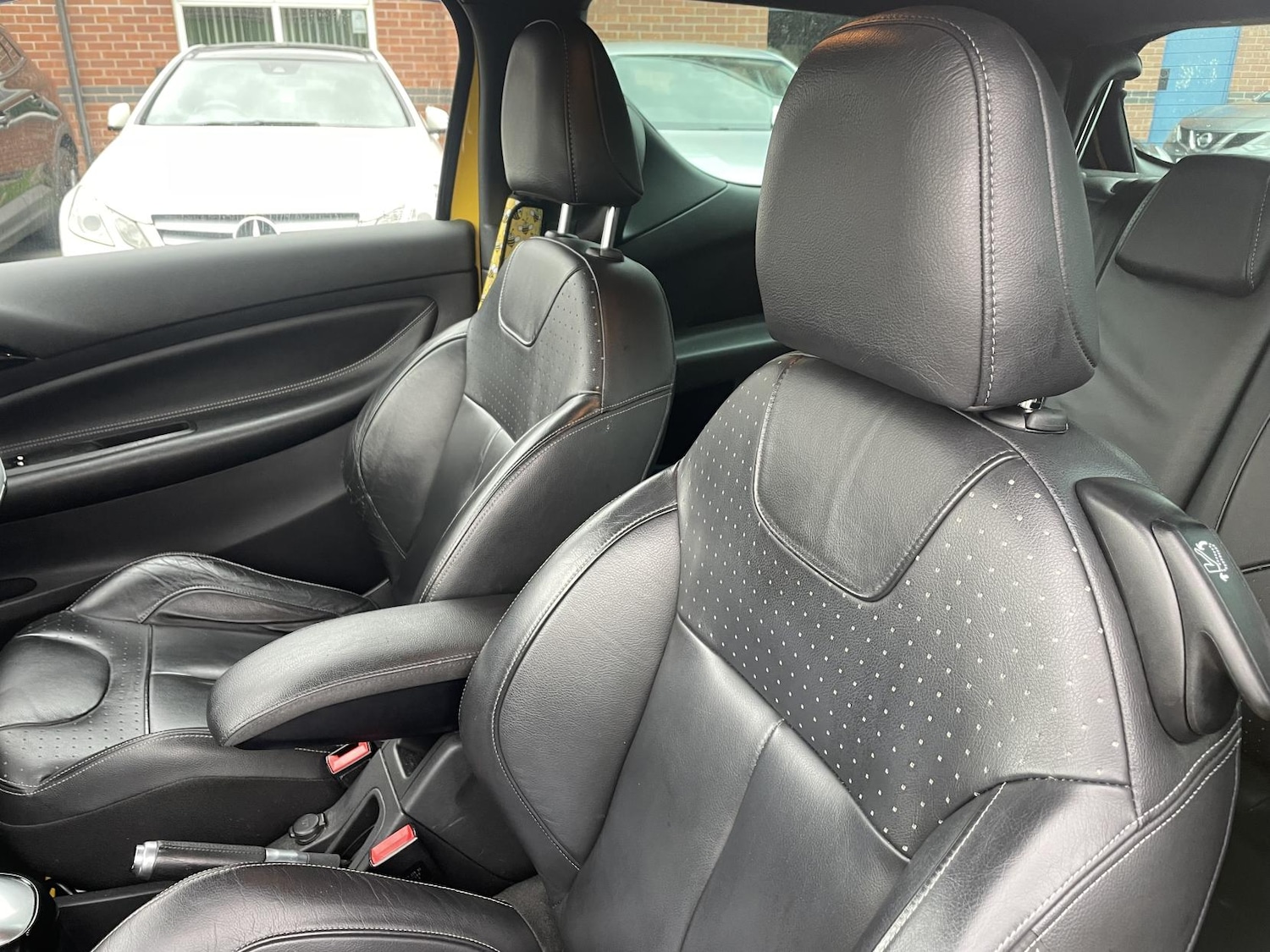 Used Citroen DS3 2015 for sale - 77855233: Photo 8