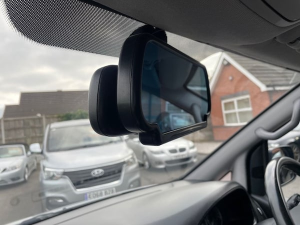 Used Hyundai i800 2018 for sale - 76286105: Photo 27