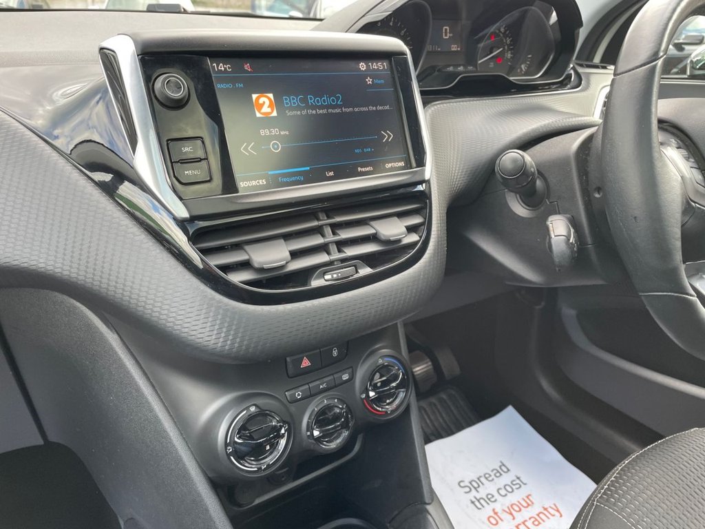 Used Peugeot 208 2018 for sale - 76286136: Photo 16