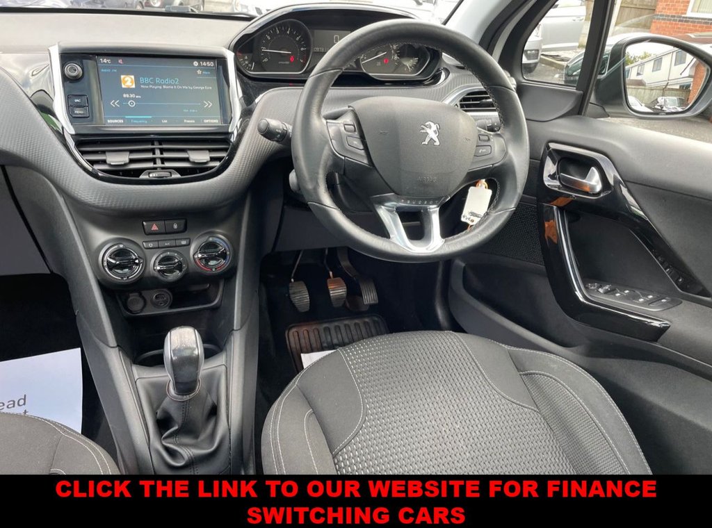 Used Peugeot 208 2018 for sale - 76286136: Photo 2