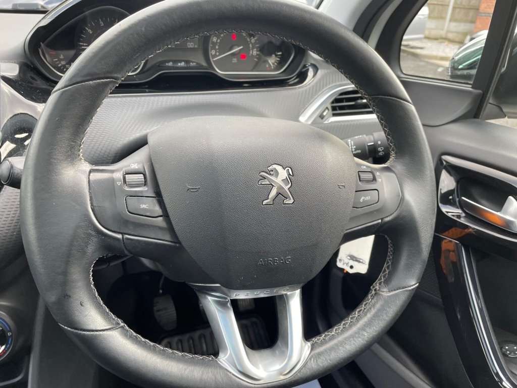 Used Peugeot 208 2018 for sale - 76286136: Photo 20
