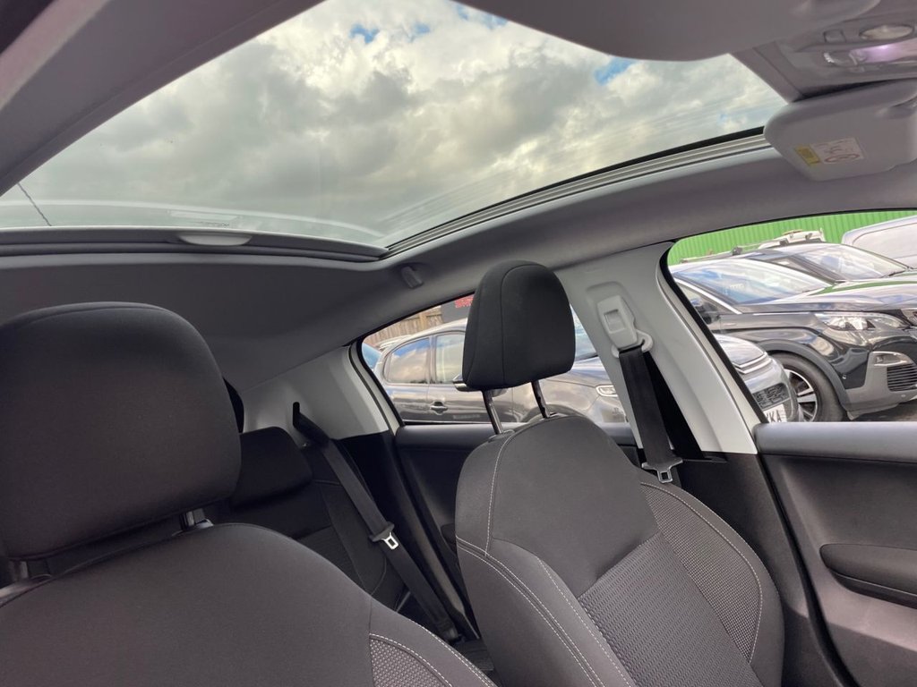 Used Peugeot 208 2018 for sale - 76286136: Photo 32