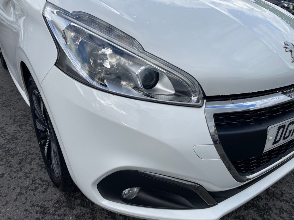 Used Peugeot 208 2018 for sale - 76286136: Photo 37