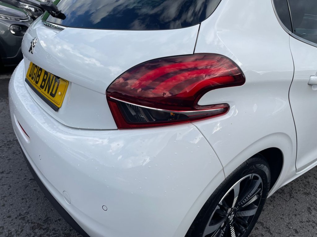Used Peugeot 208 2018 for sale - 76286136: Photo 38