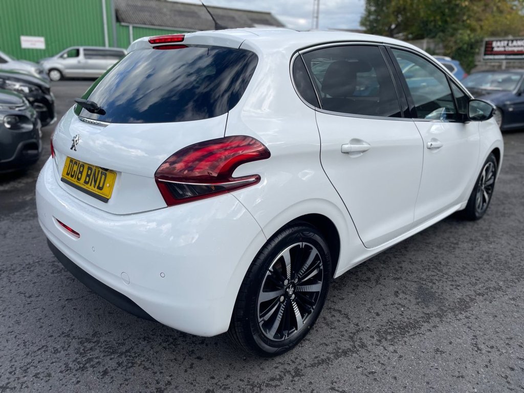 Used Peugeot 208 2018 for sale - 76286136: Photo 8