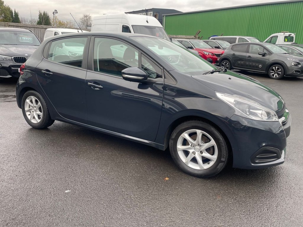 Used Peugeot 208 2017 for sale - 76731235: Photo 9