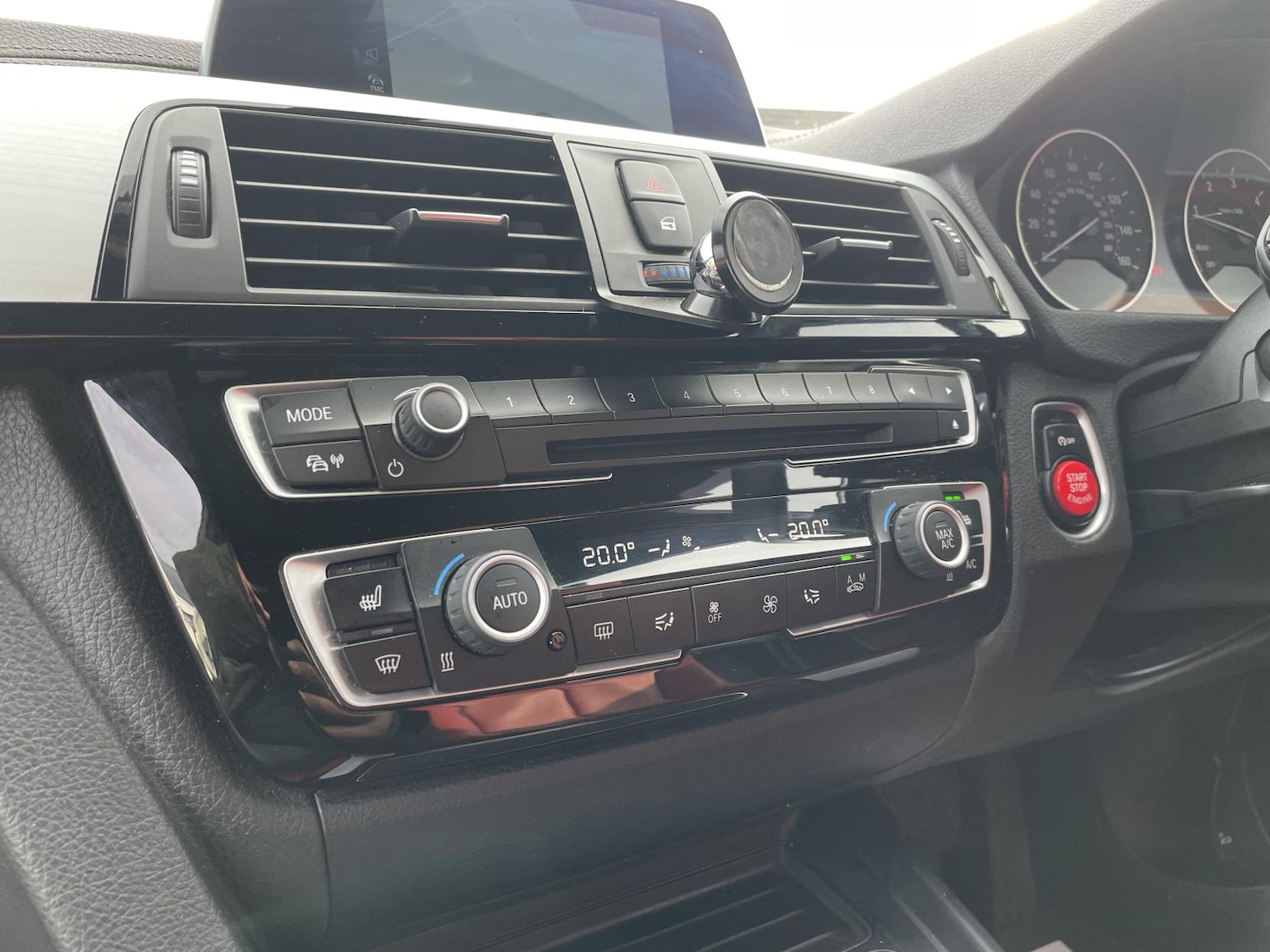 Used BMW 3 Series 2017 for sale - 77225350: Photo 16