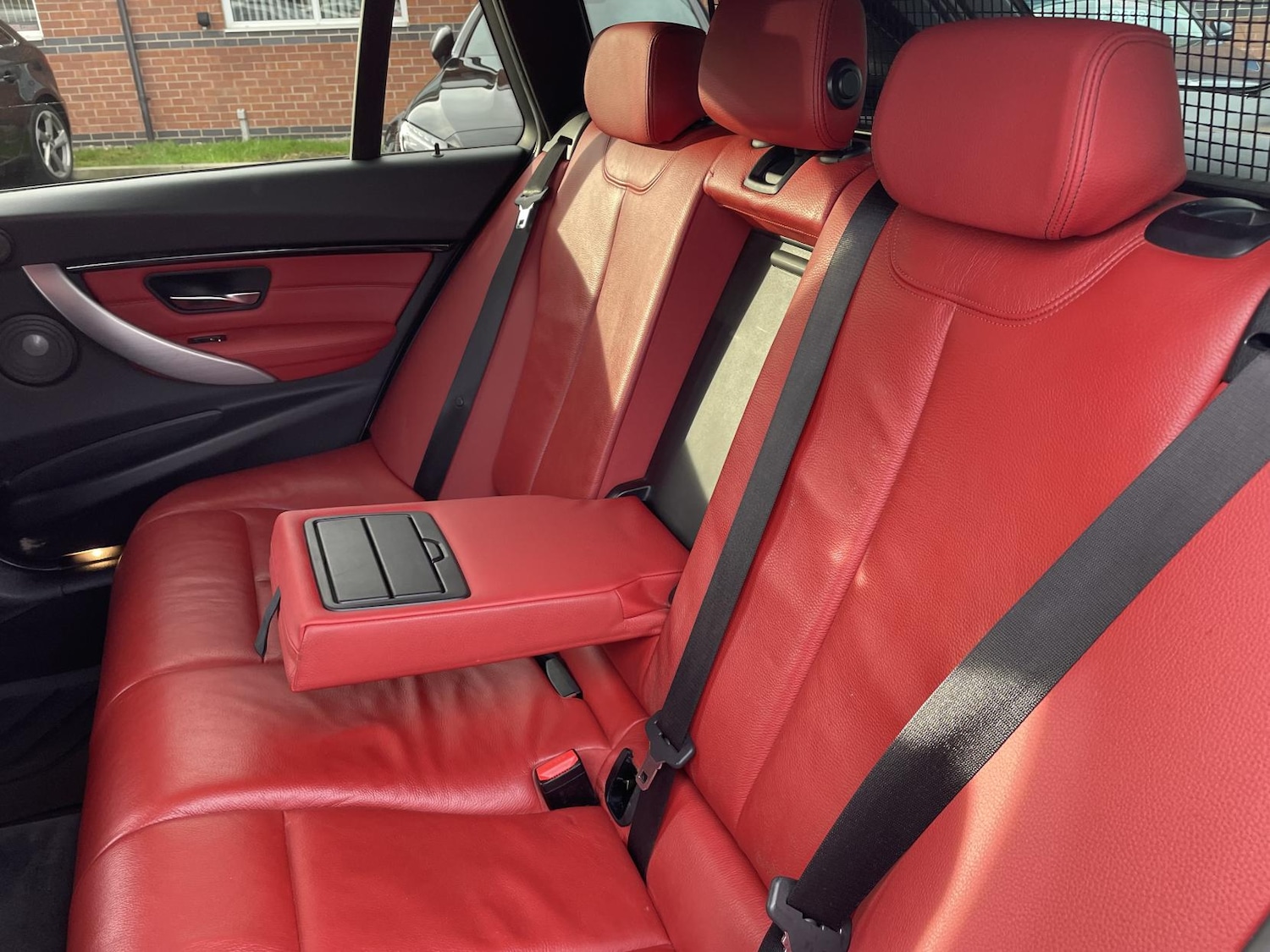 Used BMW 3 Series 2017 for sale - 77225350: Photo 27