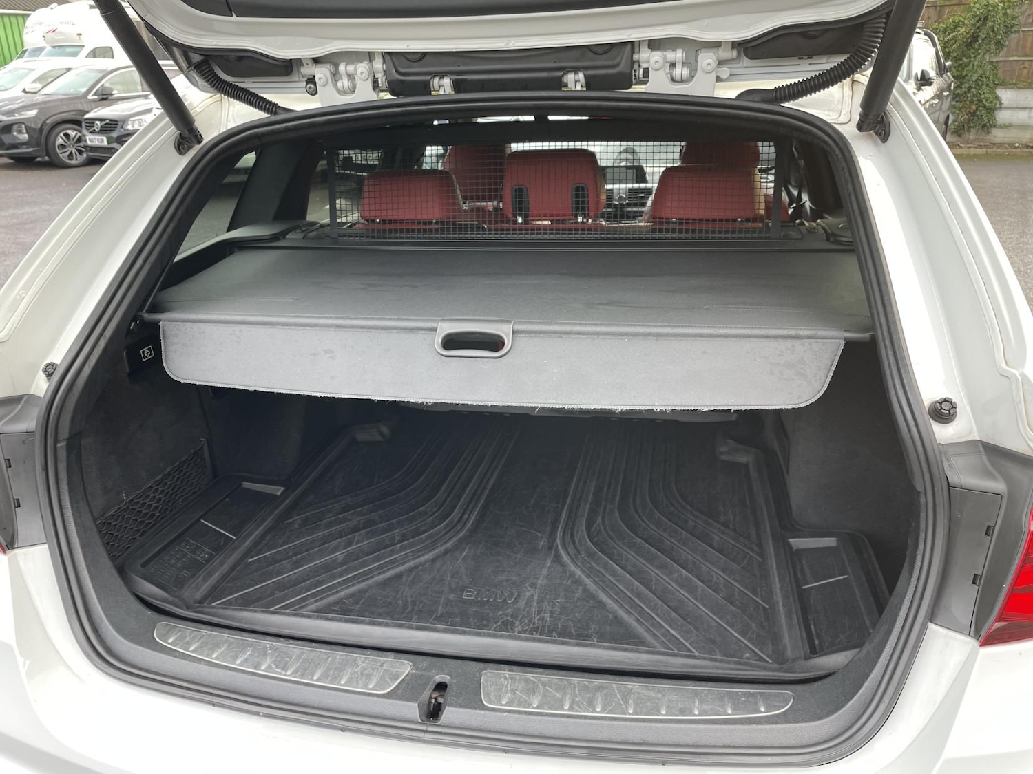 Used BMW 3 Series 2017 for sale - 77225350: Photo 39