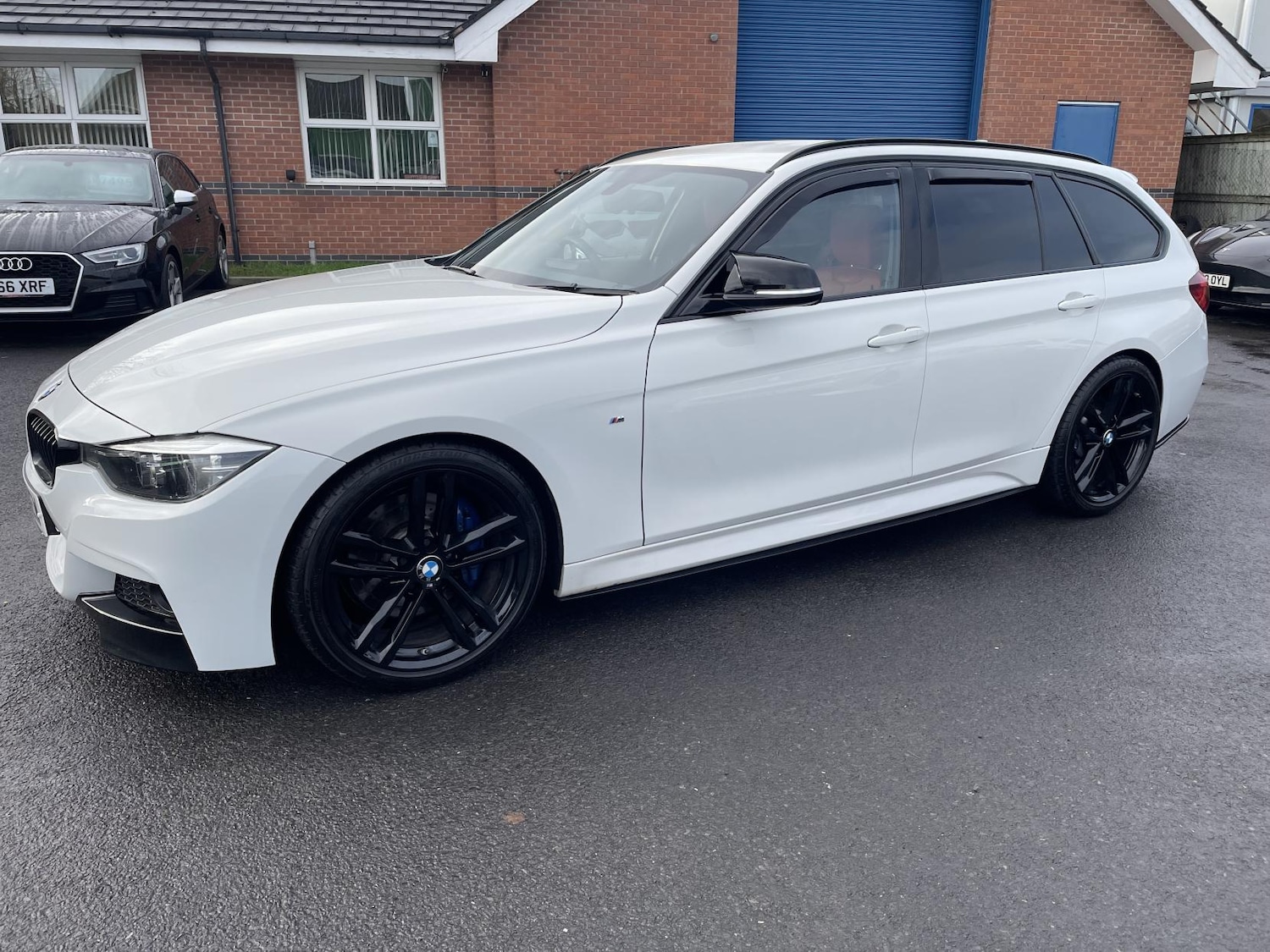 Used BMW 3 Series 2017 for sale - 77225350: Photo 4