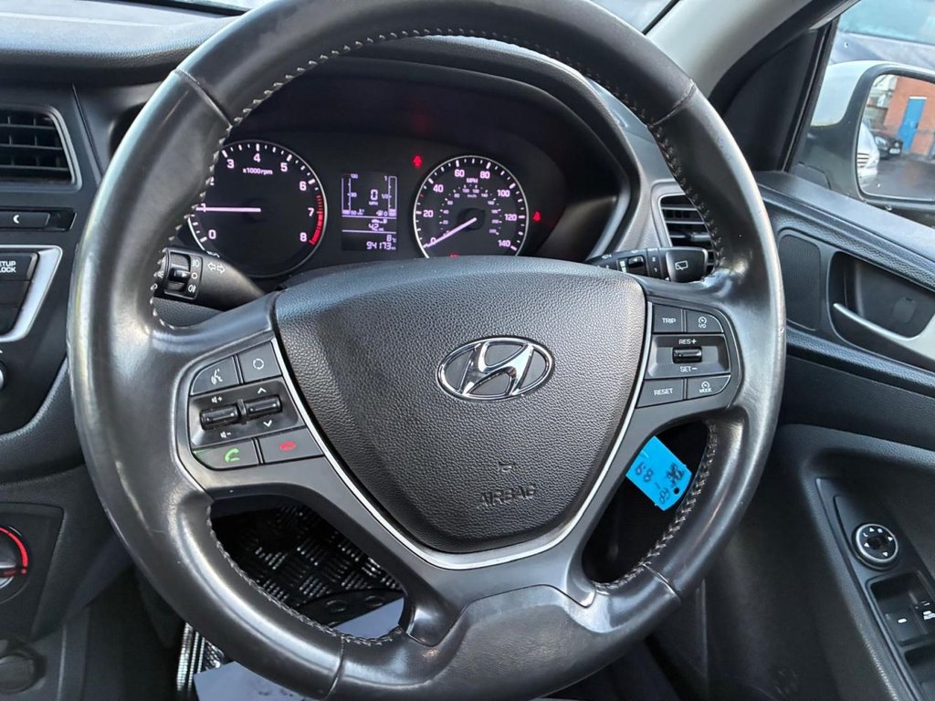 Used Hyundai i20 2018 for sale - 76927619: Photo 18