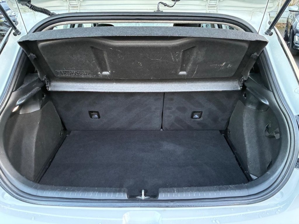 Used Hyundai i20 2018 for sale - 76927619: Photo 24