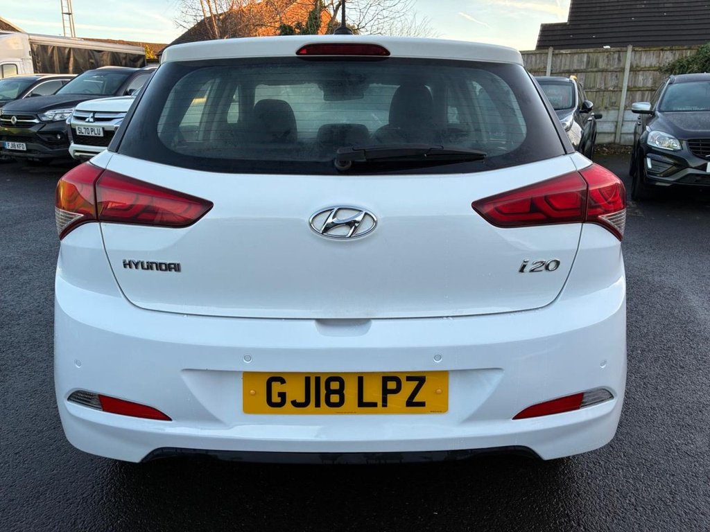 Used Hyundai i20 2018 for sale - 76927619: Photo 7