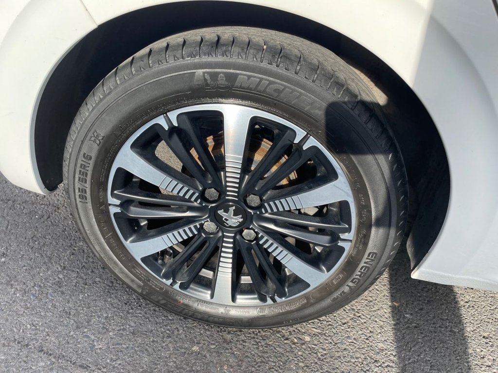 Used Peugeot 208 2019 for sale - 76056965: Photo 38