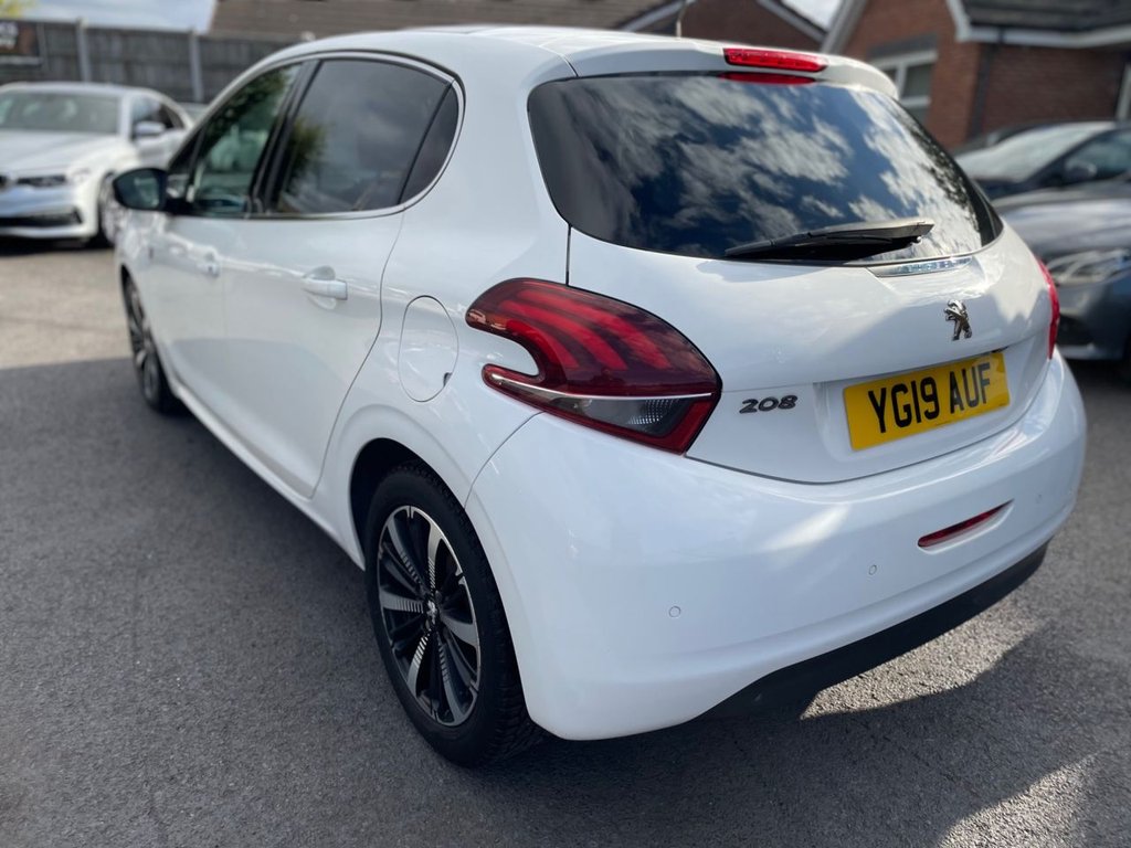 Used Peugeot 208 2019 for sale - 76056965: Photo 6