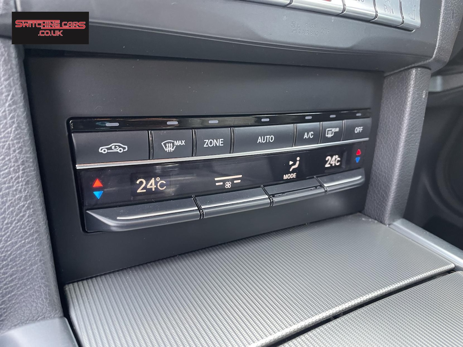 Used Mercedes-Benz E Class 2015 for sale - 77401205: Photo 16