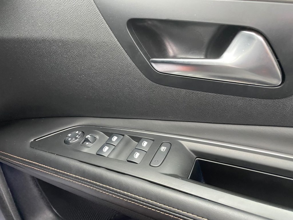 Used Peugeot 3008 2018 for sale - 76510191: Photo 27