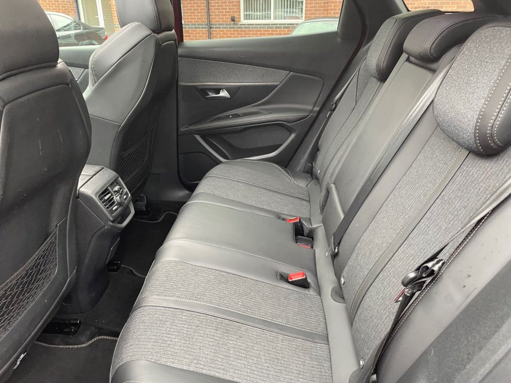 Used Peugeot 3008 2018 for sale - 76510191: Photo 32