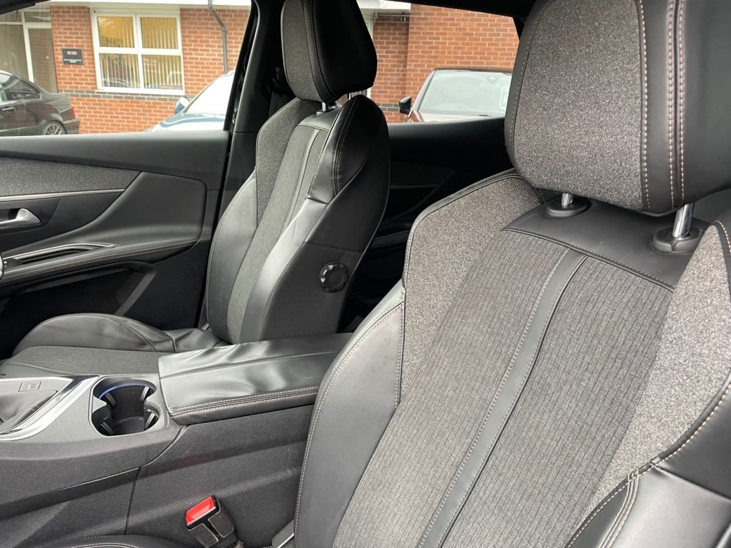 Used Peugeot 3008 2017 for sale - 76261369: Photo 18